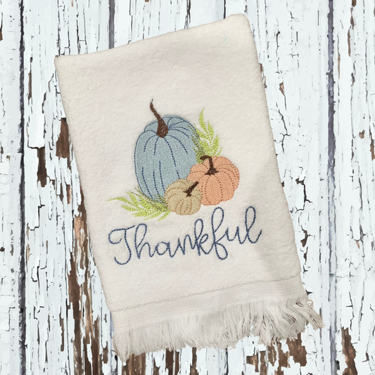 THANKFUL FRINGE FINGER TIP HANDTOWEL