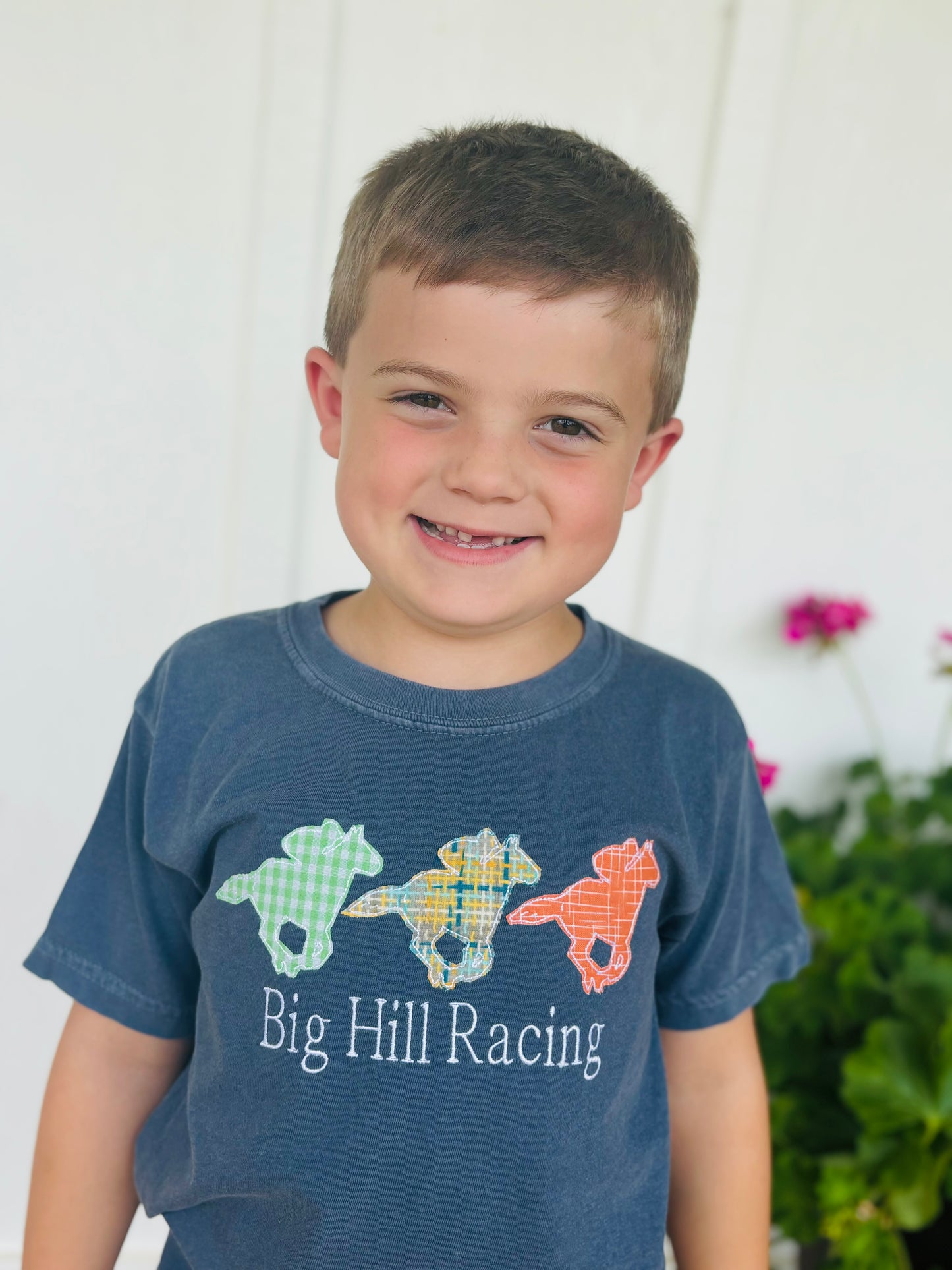 RACEHORSE APPLIQUE TEE