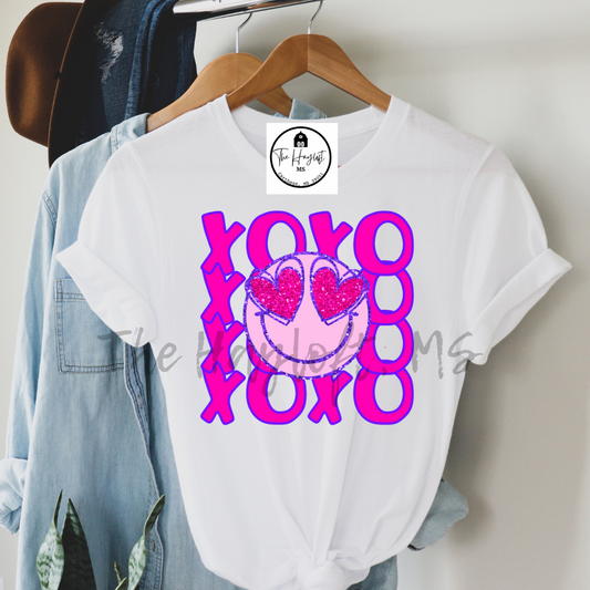 XOXO SMILEY VALENTINE TEE