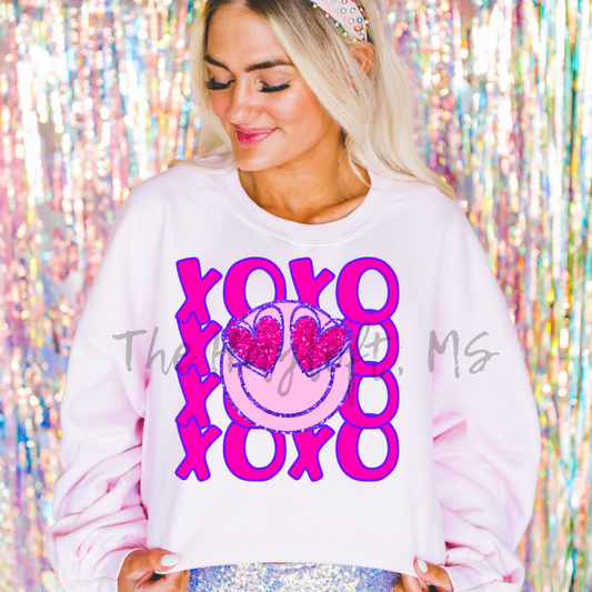 XOXO SMILEY FACE SWEATSHIRT