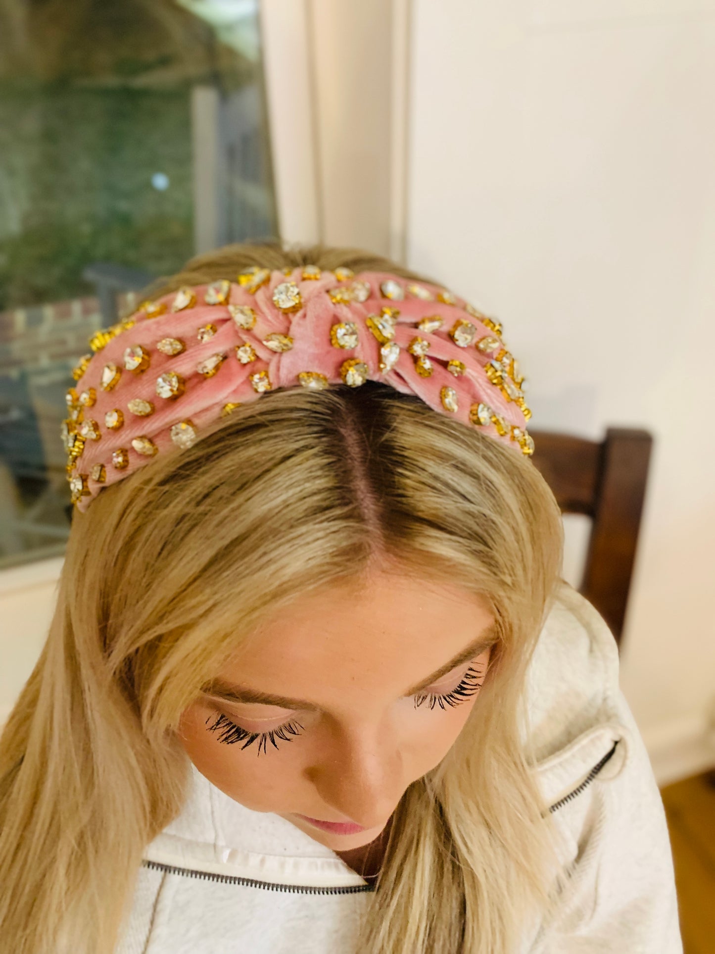 VELVET RHINESTONE HEADBAND