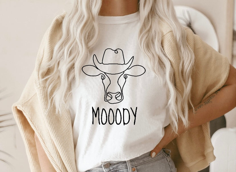 MOOOODY TEE